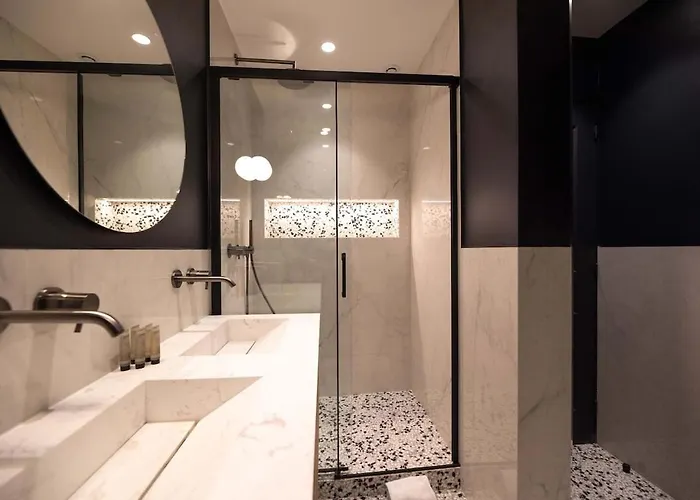De Luxe Dans Le Centre De 2-4p Appartement